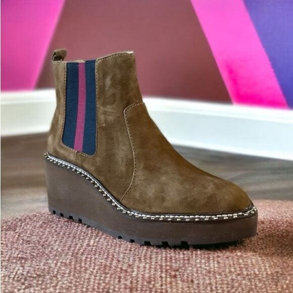 Cecelia New York Gemma Suede Boots in Brown - Picture 3 of 14